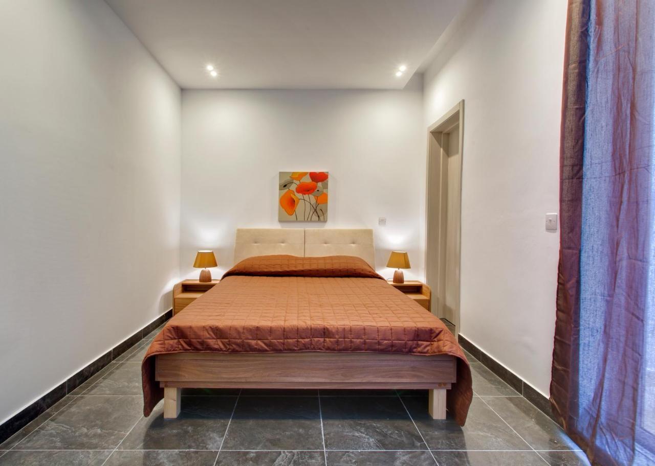 Chalet Apartments Слима Екстериор снимка